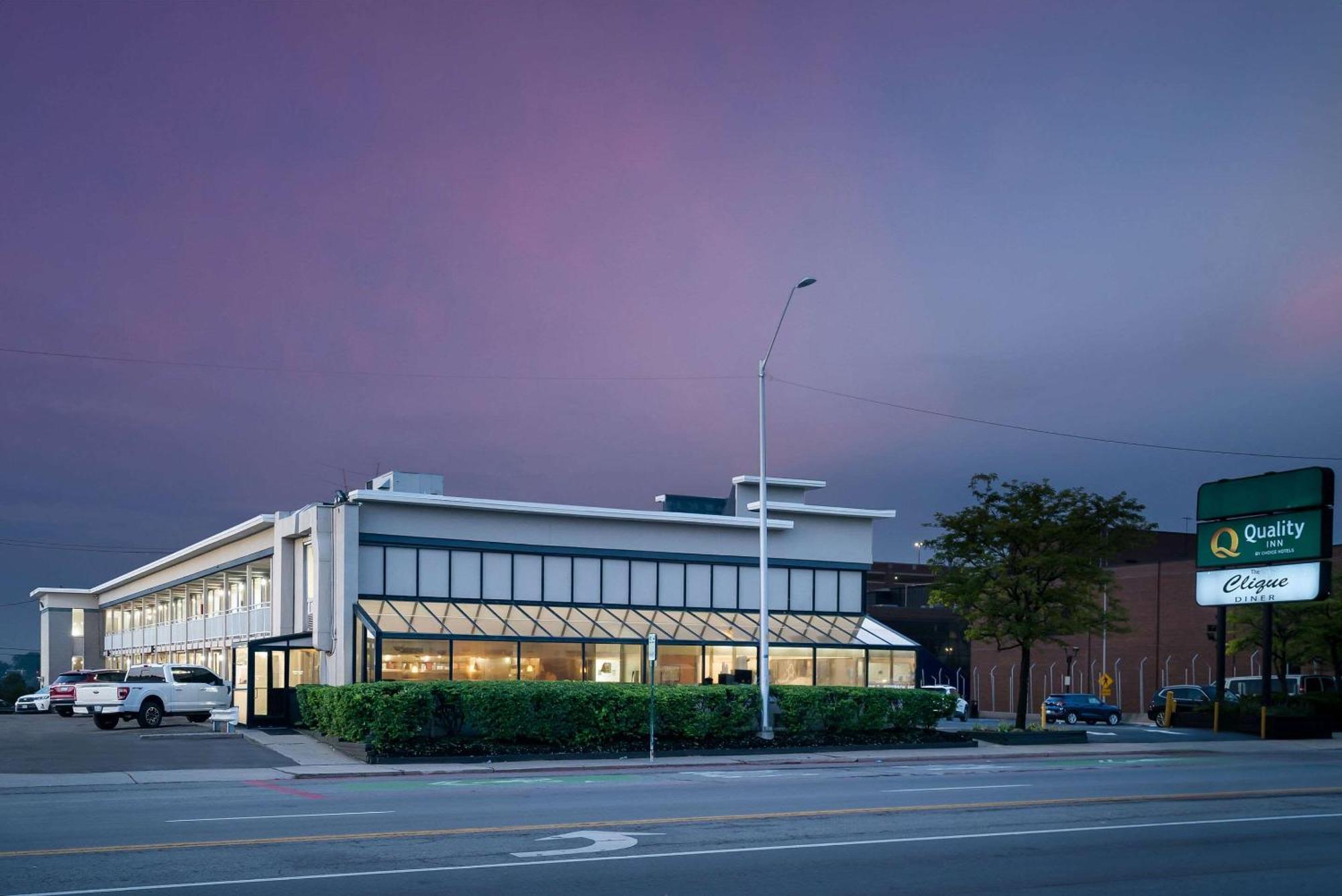 Quality Inn Detroit Downtown Экстерьер фото